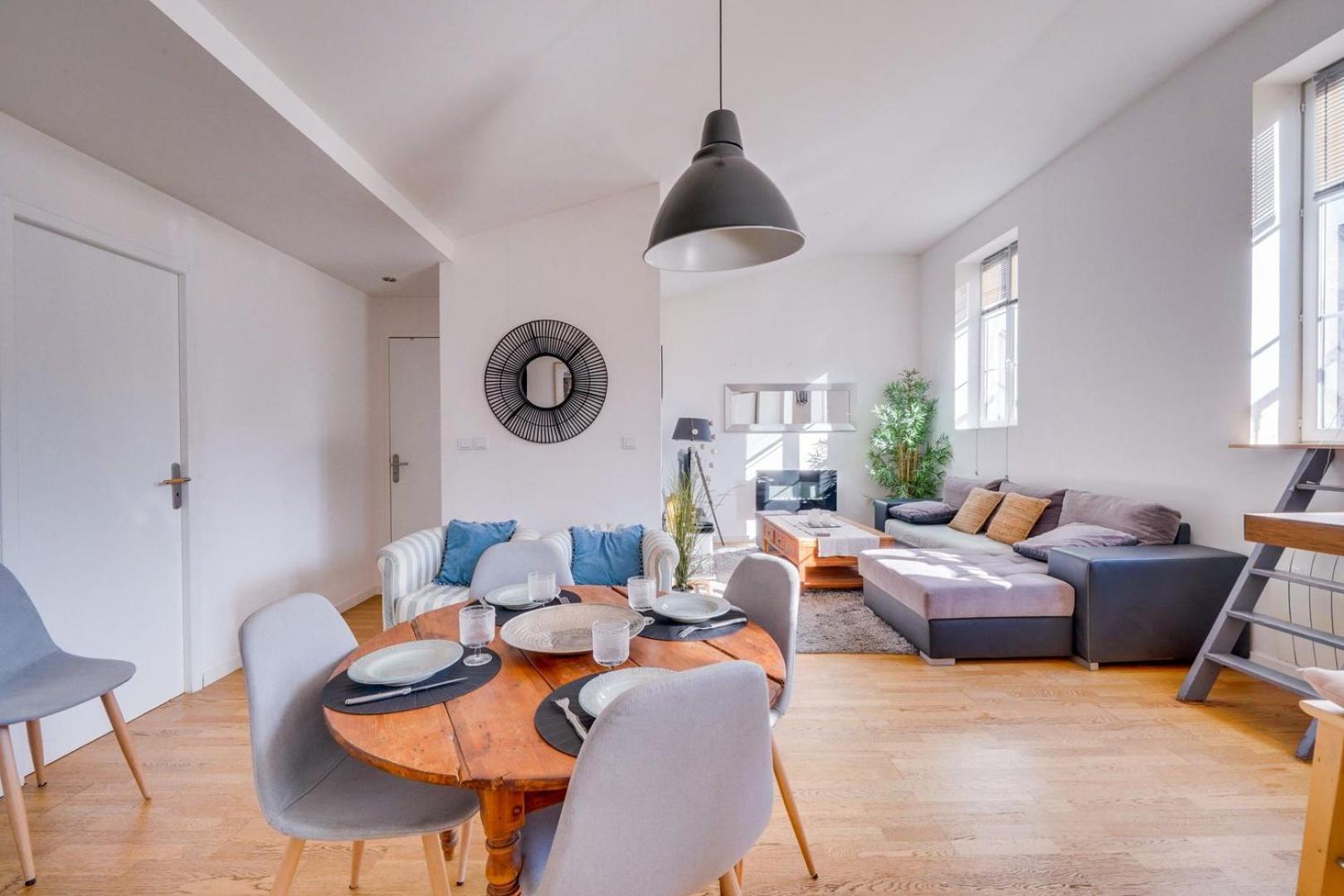 Very Nice Apartment In The Historical Center Бордо Экстерьер фото